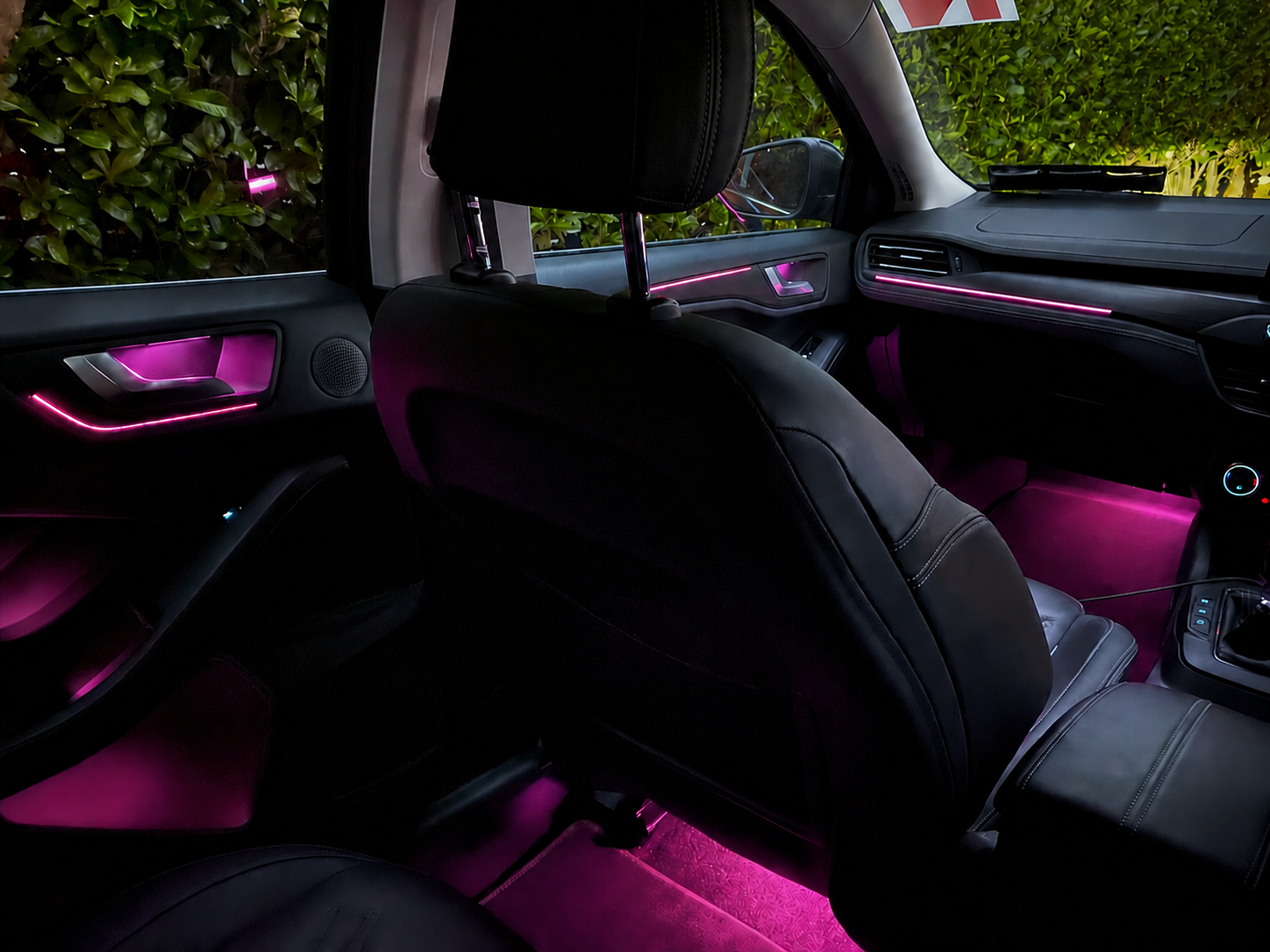 Ford Focus MK4/4.5 - OEM+ Pakiet Wszstkich Paneli Dekoracyjnych Ambient LED