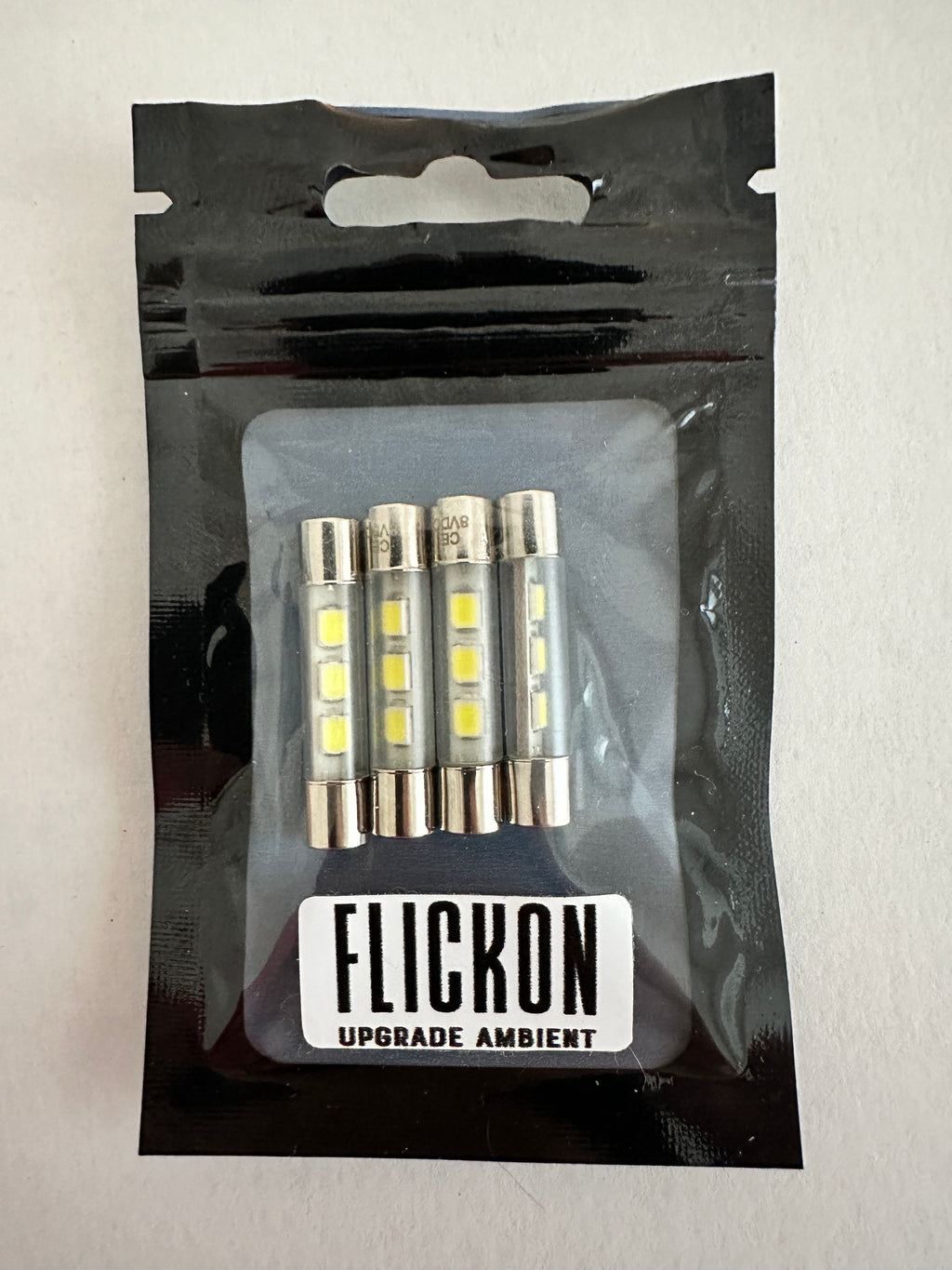 DIE HELLEREN LED-RÖHRENLAMPEN (3xLED) FÜR SCHMINKSPIEGEL KUGA MK3/3.5